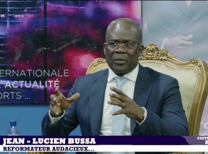 Avant sa prise de fonctions à l’Aménagement du Territoire, RDC : Jean-Lucien Bussa dresse un bilan marqué par une série d’actions et de réformes significatives au Ministère du Portefeuille !